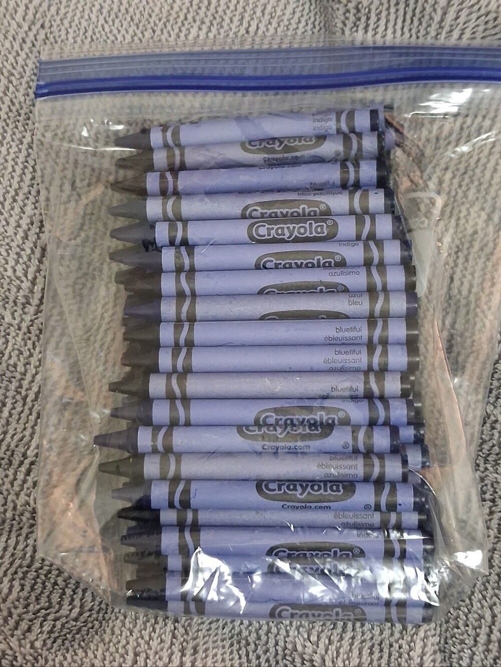 1.5lbs Crayola Crayons "Mixed Blues". 150+ Brand New Whole Crayons! Bulk Lot